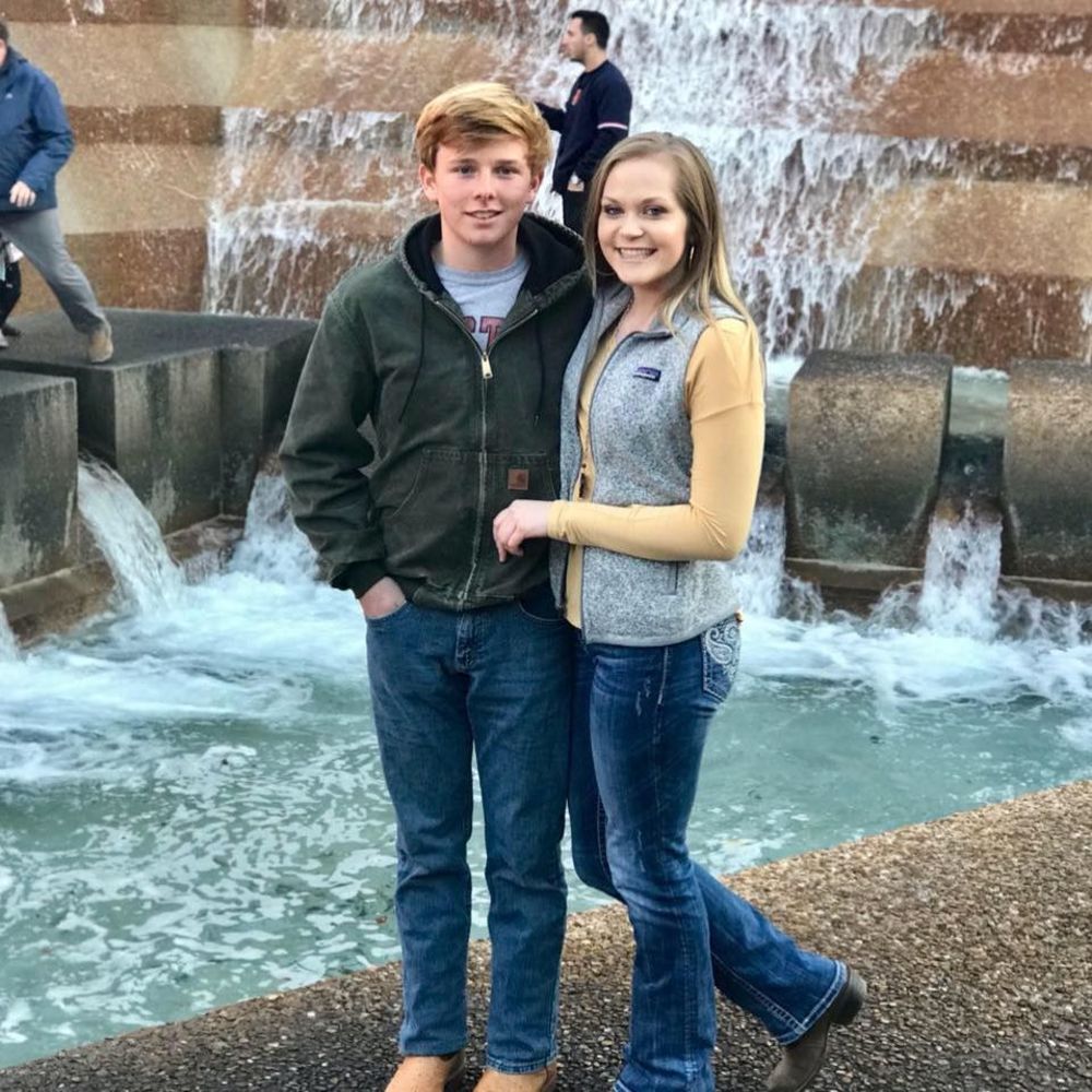 Meet your Posher, Lauren